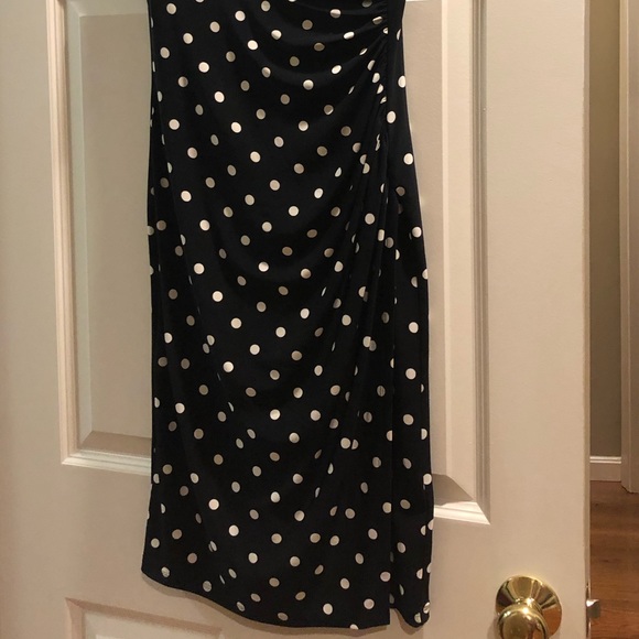 Woman dress - Picture 2 of 4